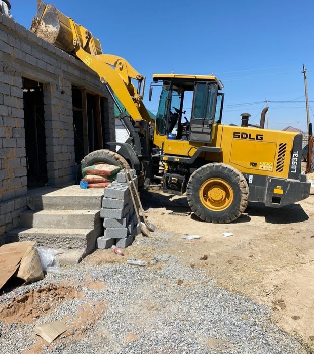 Услуга погрузчика 24/7 стаж более 10-ти лет