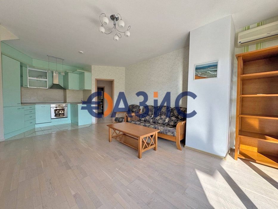 Продава се Четиристаен апартамент в к.к. Слънчев бряг - 361 кв.м за 555 €/кв.м - Снимка #1