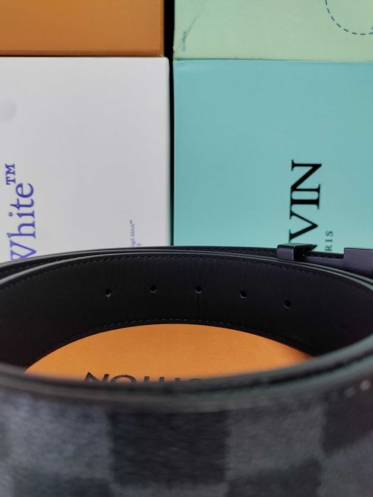 Curea Louis Vuitton neagra 120 cm