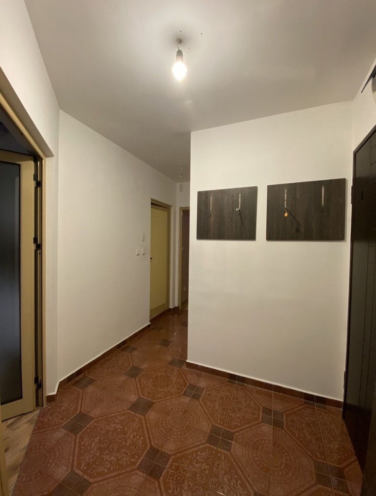 Дава се под наем Тристаен апартамент в София, Мусагеница - 98 кв.м за 765 € - Снимка #5