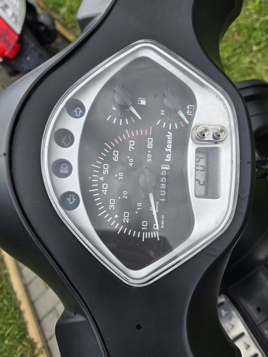 Scooter La Souris vespelini ! Fără permis !