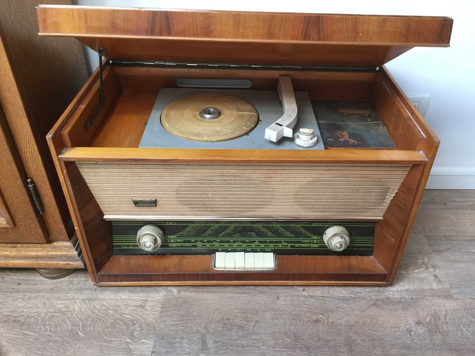 Radio- Pickup - Dec Vintage pentru Vinil anii '60 Stare buna