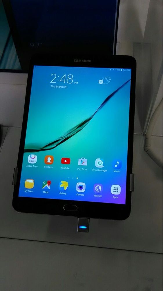 Планшет Galaxy tab E Сотилади