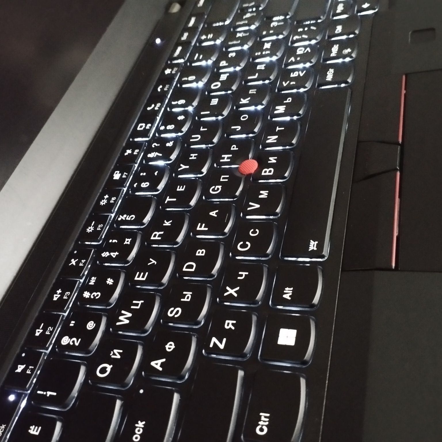 Ноутбук Lenovo ThinkPad T14 Gen2