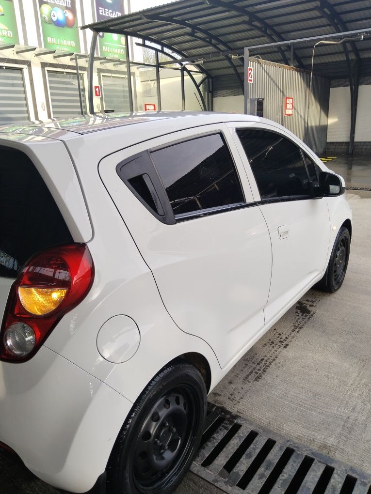 Chevrolet spark 2010