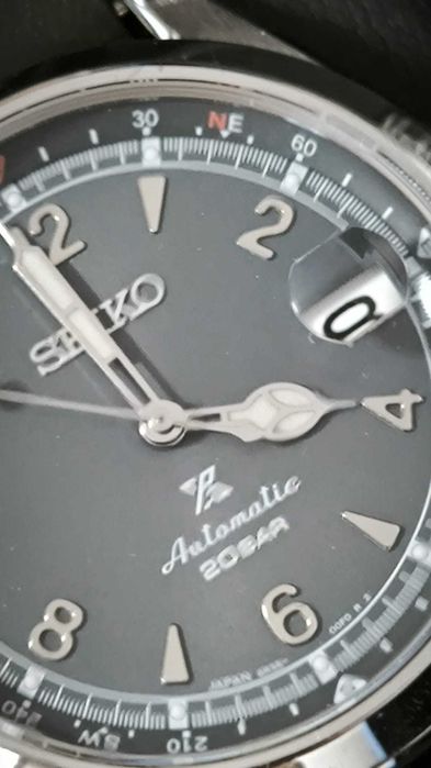 Seiko Prospex Alpinist SPB201J1
Mountain Sunset