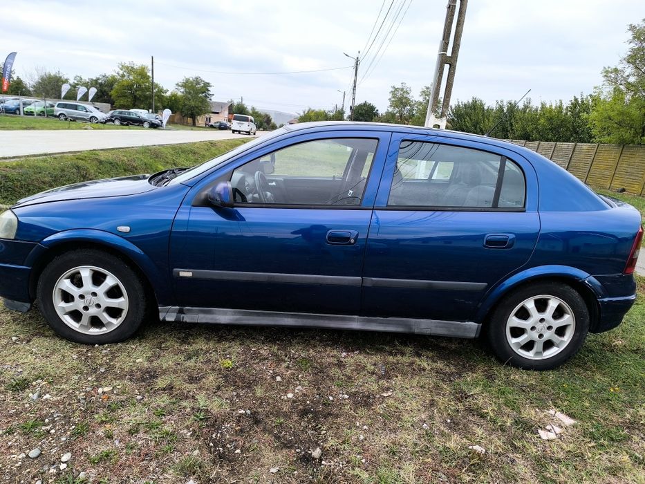 Vând Opel asta g 1.6
