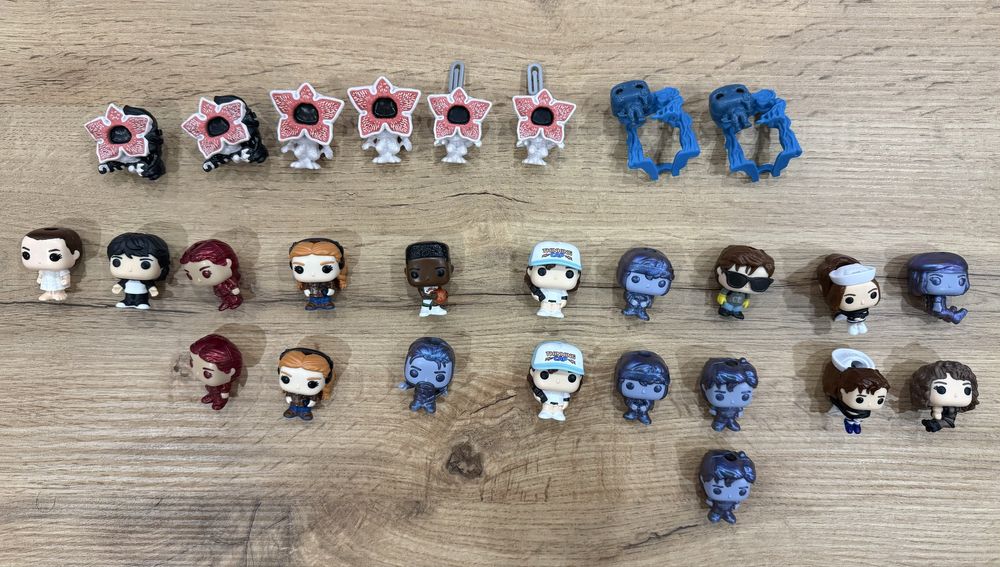 Фигурки на Stranger Things от Kinder Joy яйца.
