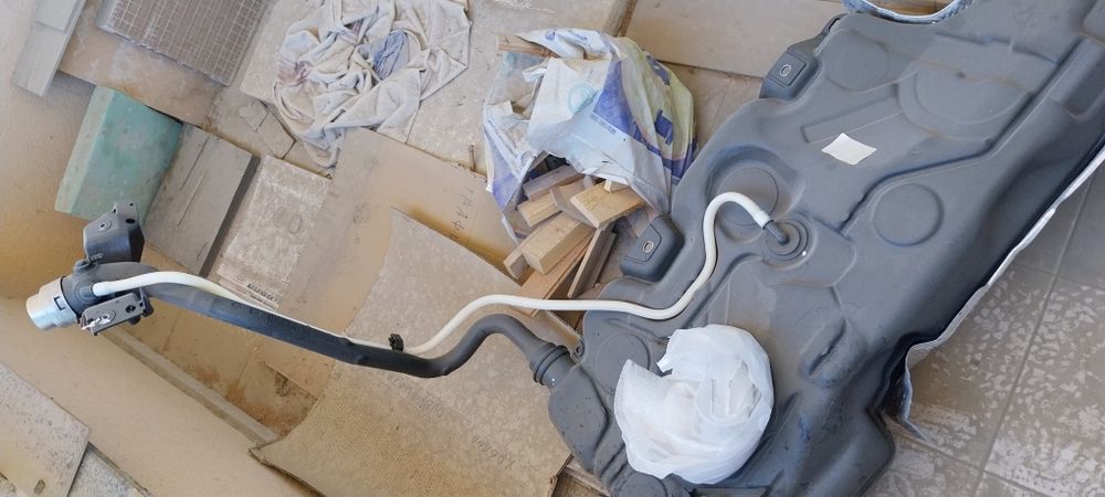 Здравейпродавам резервоар за SEAT,WV, може и на ШКОДА след 2012г.лепен