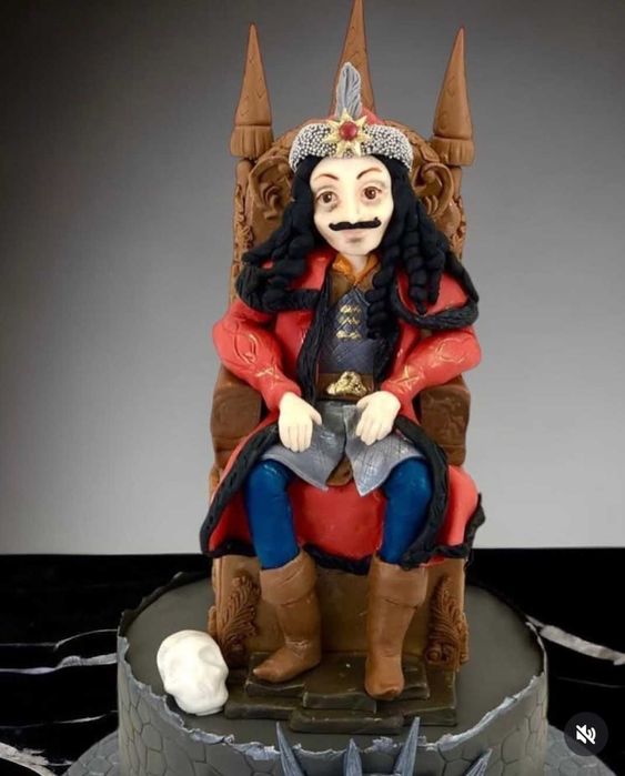 Figurine de pus pe pe tort