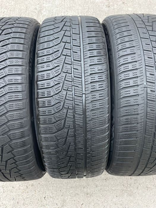 Set anvelope iarna 205 55 17 hankook , dot 40 2020