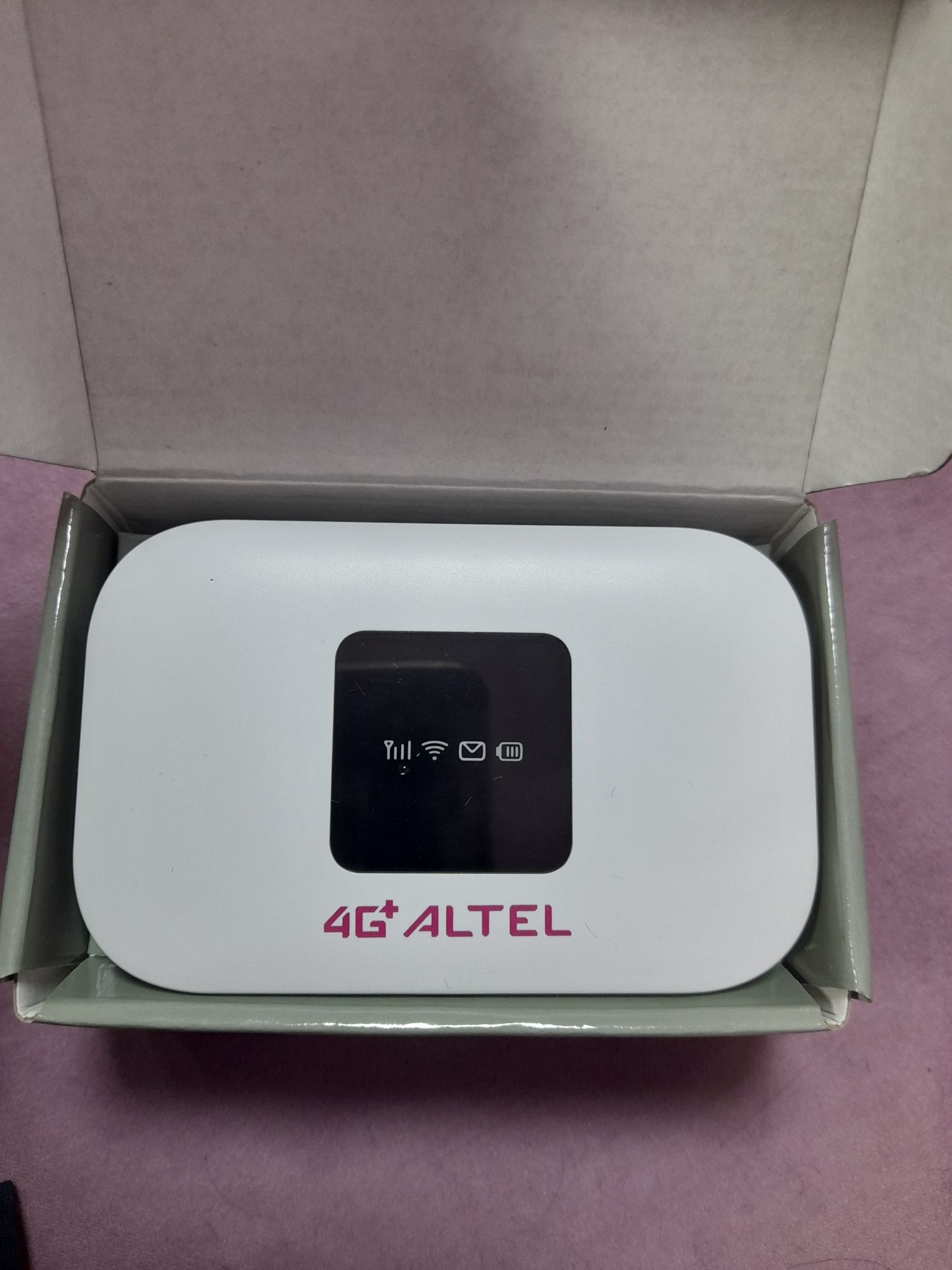 Продам MiFi роутер Altel L02Hi