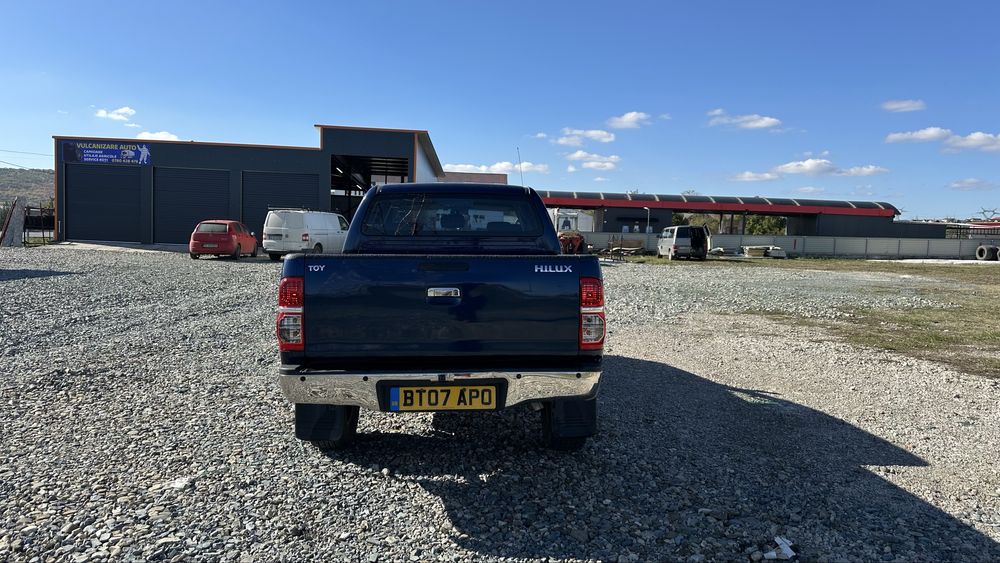 Toyota Hilux 3.0D Automat volan dreapta