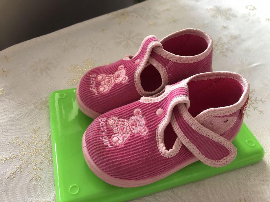 Невероятни бебешки обувки Колев и Колев