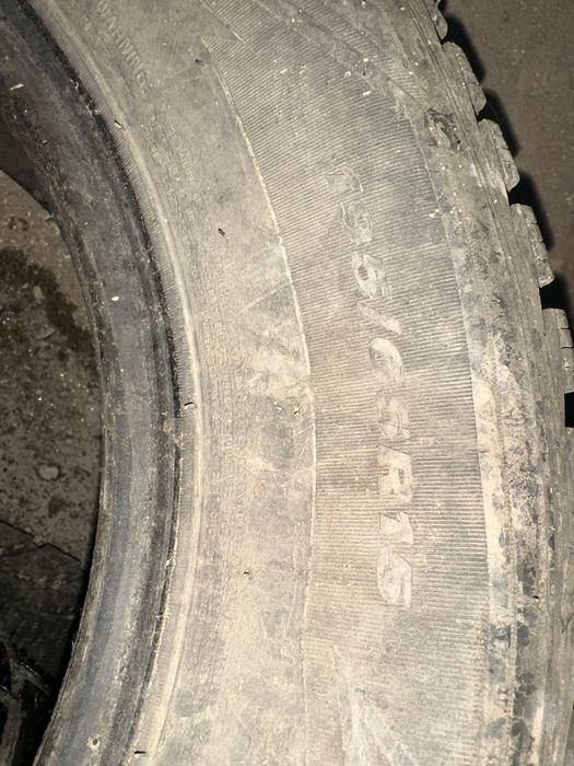Зимняя шины 195/65/R15