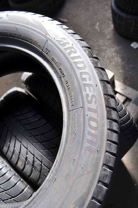 SET 4 Anvelope Iarna 225/60 R18 BRIDGESTONE Blizzak LM001  - Runflat