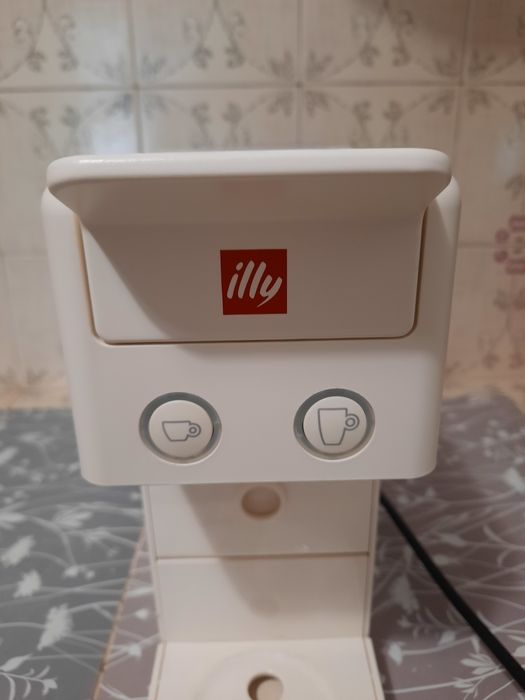 Кафемашина illy iperespresso