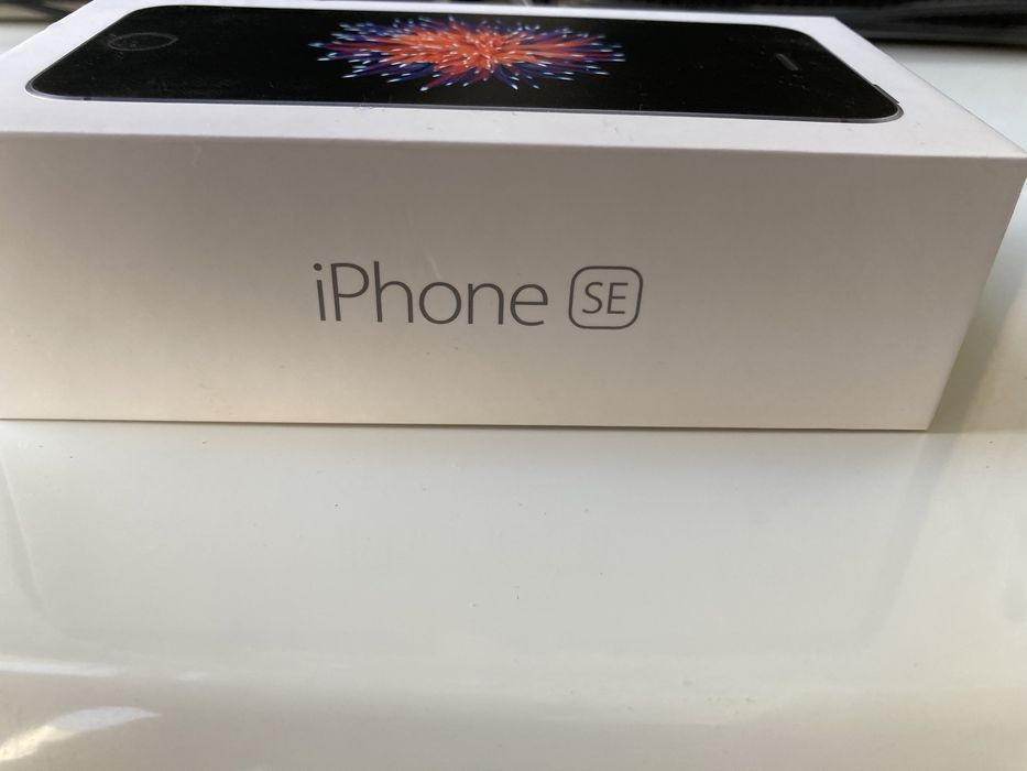 Iphone. SE Space gray 64 GB si acumulator IPBP 35 pt iphone4