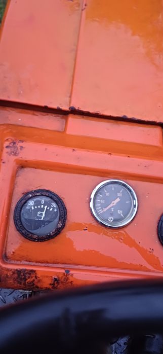 Трактор DFH 180 със Регистрация.