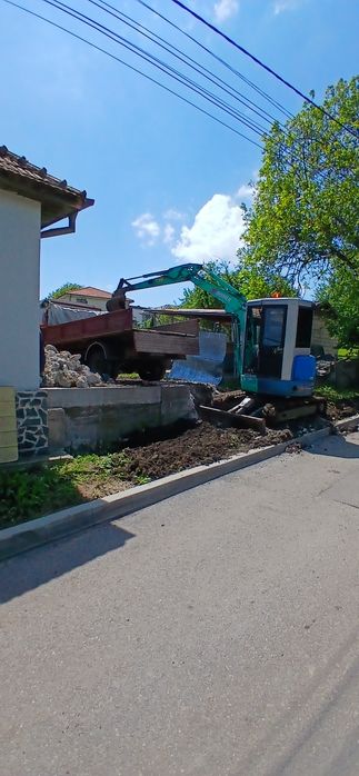 Inchiriez miniexcavator picon bobcat picon matura dumper demolari etc