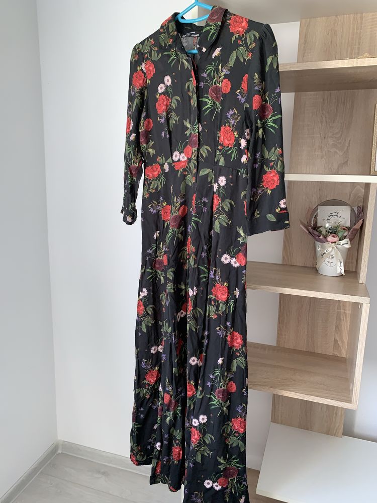 Дълга рокля на ZARA, без забележки