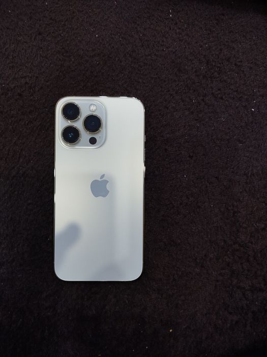 Iphone 13 pro gold