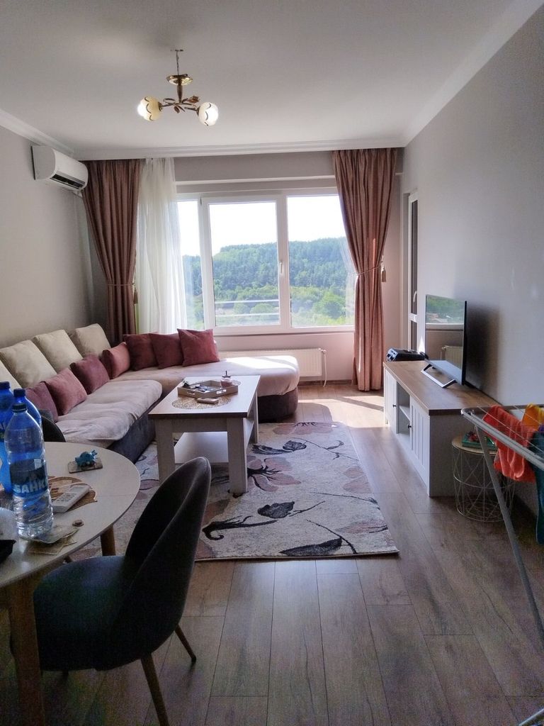 Продава се Тристаен апартамент в Перник, Стара Тева - 85 кв.м за 1624 €/кв.м - Снимка #9
