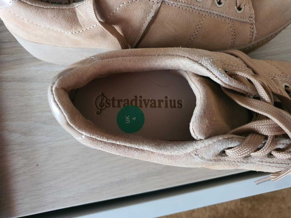 Спортни обувки на платформа