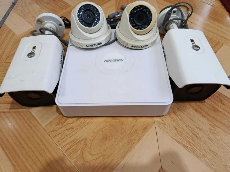 Комплект видеонаблюдения Hikvision 4 канальный
