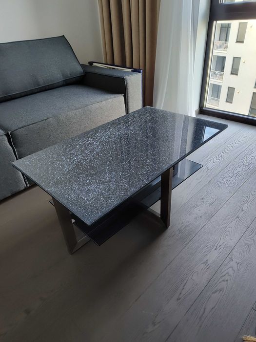 Masuta de cafea din sticla si metal