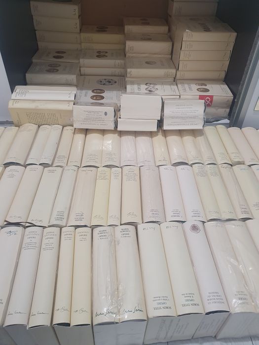 Colecția Opere Fundamentale, Academia Romana, 300 vol, LUX