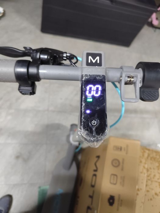 Trotineta electrica Motus