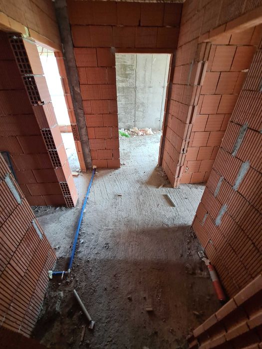 Продава се Тристаен апартамент в Пловдив, Южен - 97 кв.м за 762 €/кв.м - Снимка #6