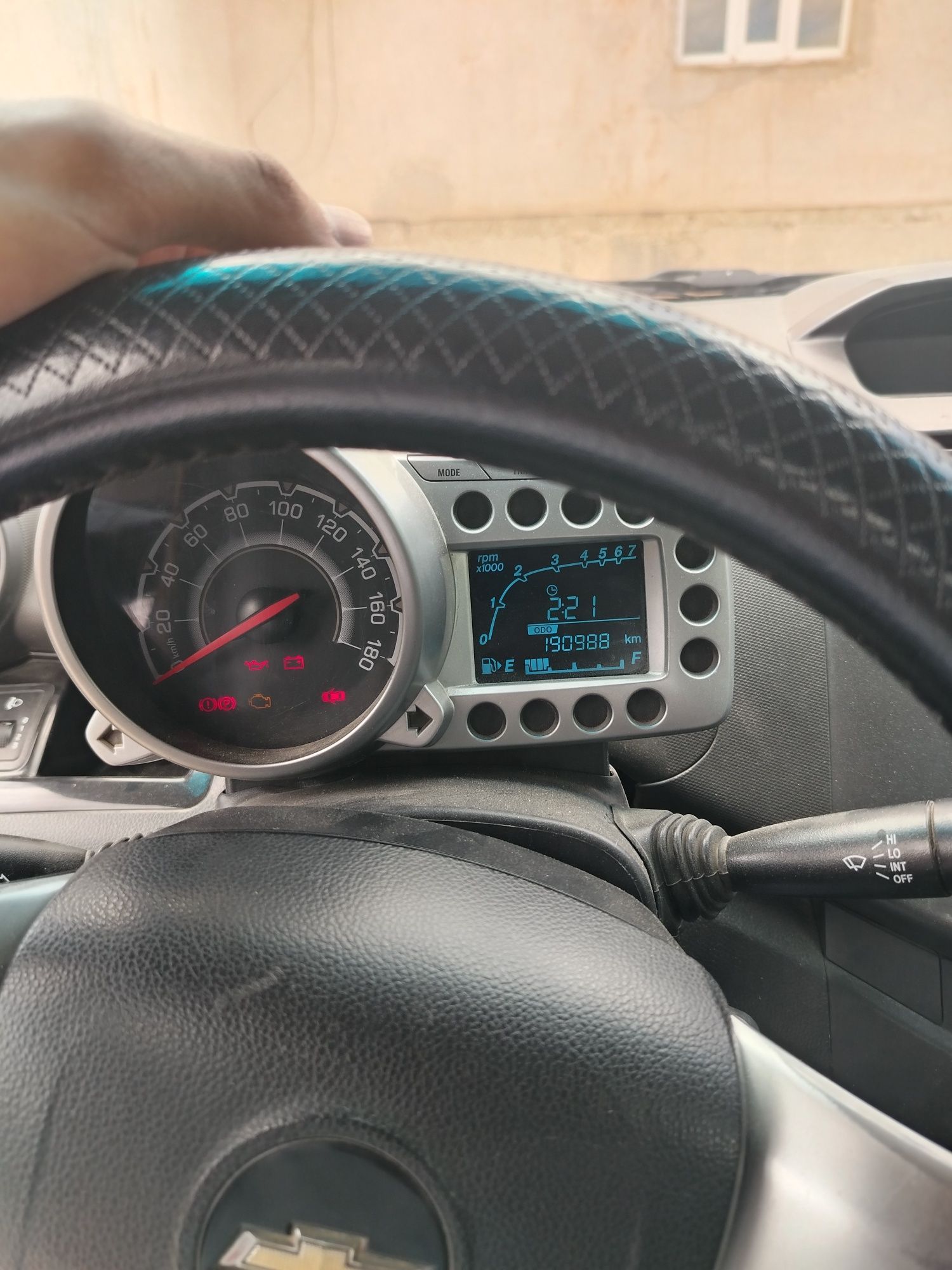спарк 2015 автомат