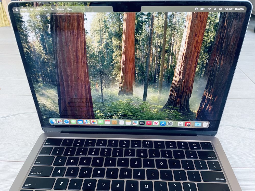 MacBook Air 13” М2 /16 RAM / 512 SSD Като Нов Гаранционен