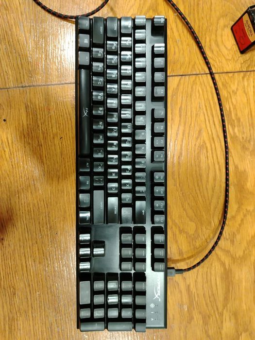Продам клавиатуру hyperx X alloy fps.