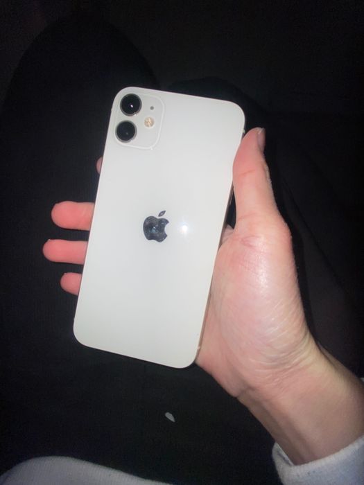 iPhone 11 culoare alb