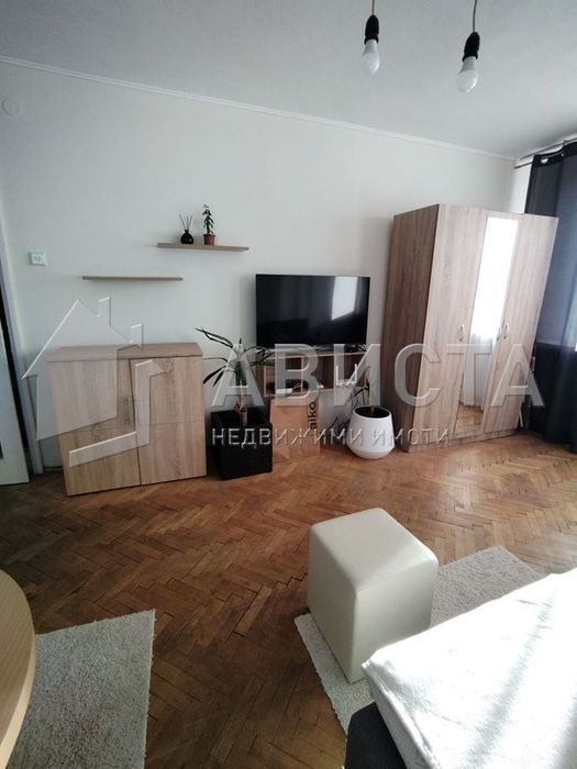 Дава се под наем Двустаен апартамент в София, Гоце Делчев - 70 кв.м за 561 € - Снимка #5