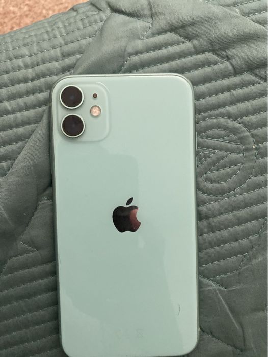 11 iphone с коробкой