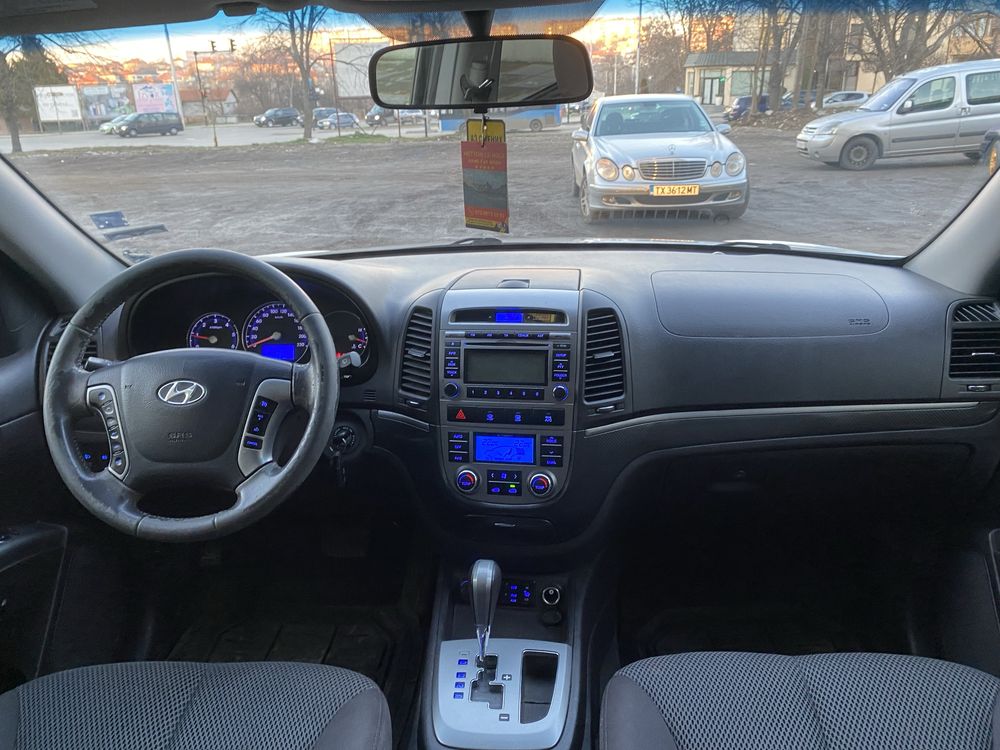 Hyundai santa fe avtomat 6skorosti - 197h.p.