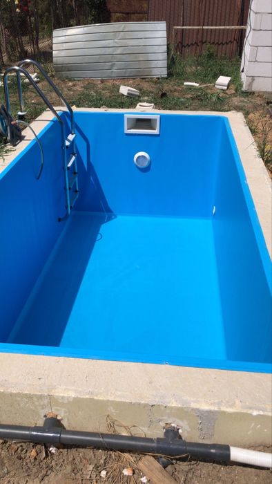 Construiesc piscine cu liner din cofrje de polistiren