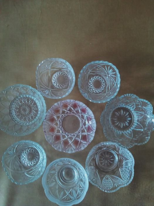 Продам хрустальную и стекляную посуду