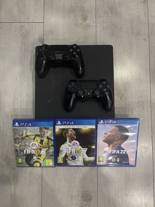 PlayStation 4 slim 500gb