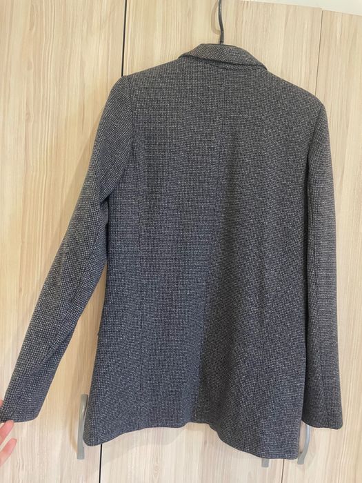 Прекрасно сиво сако меланж на марката promod