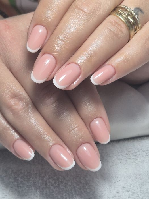 Manichiura și pedichiura clasica/semi /gel