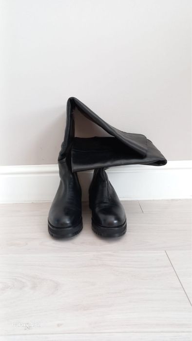 Продаю новые сапоги! Натуральная кожа