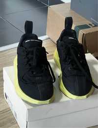 Adidasi Y-3 Shiku Run Unisex 39 1/3