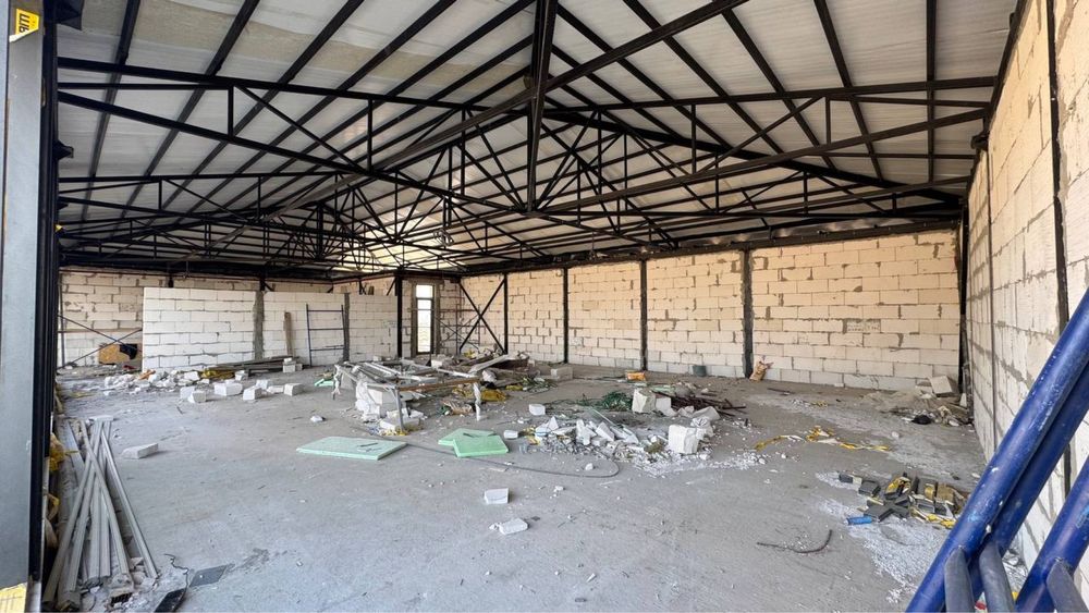 Офисы в бизнес центре продантся