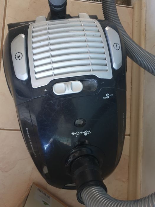 Прахосмукачка с торба Prima Vista