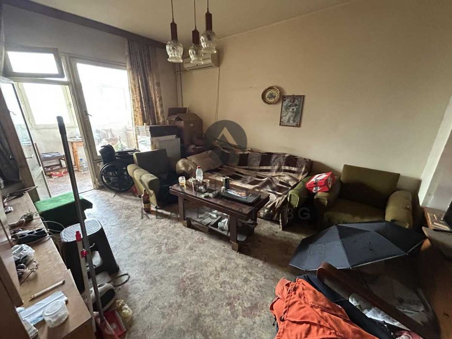 Продава се Тристаен апартамент в Пловдив, Тракия - 56 кв.м за 1822 €/кв.м - Снимка #1